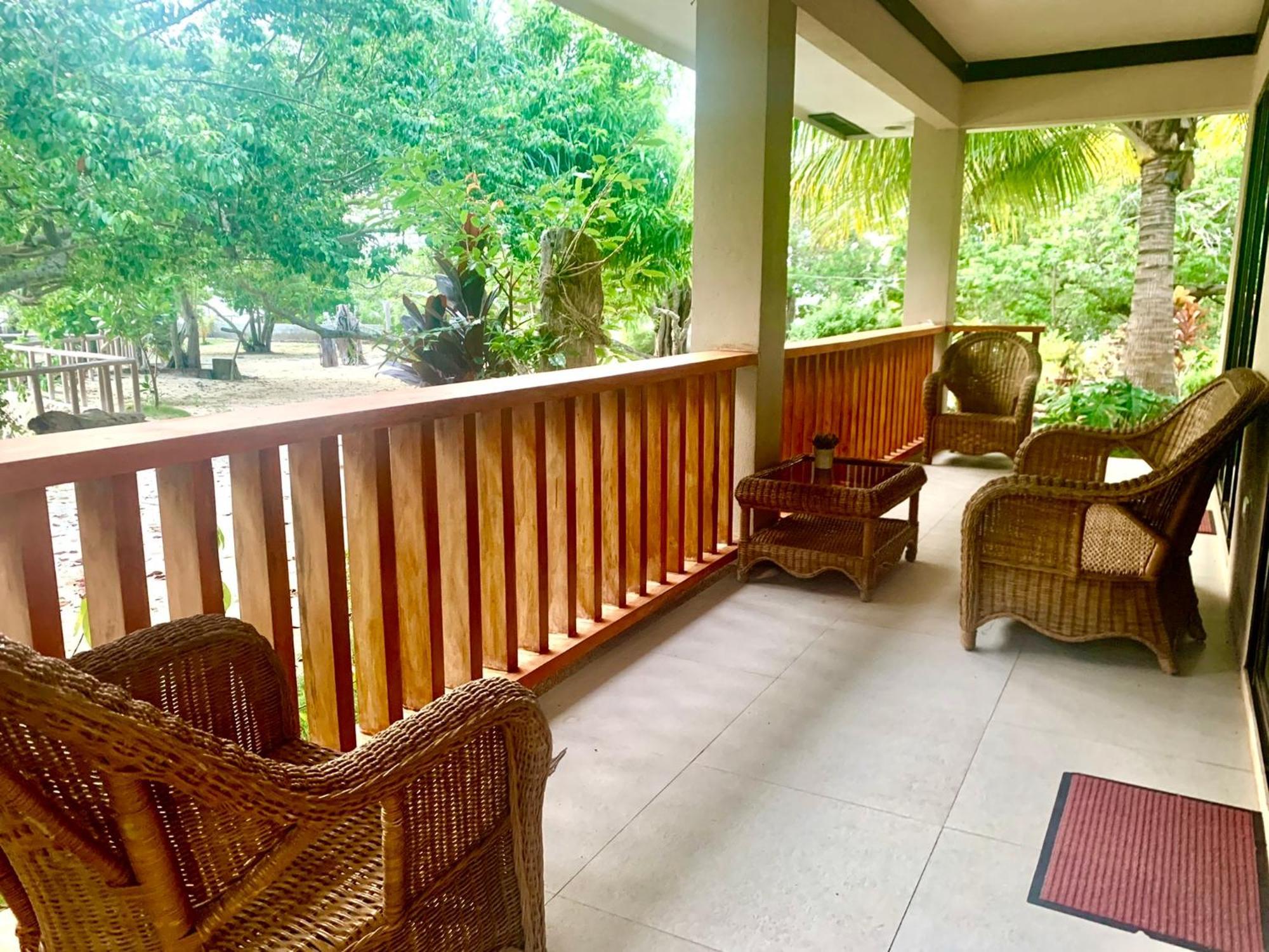 Adayo Cove Resort Siquijor Extérieur photo